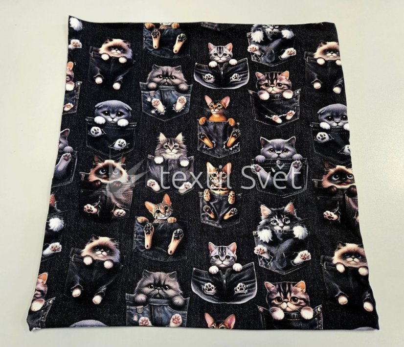 povlak na polštářek úplet 45x45 cm - povlak na polštářek úplet: kočičky na černé 45x45cm