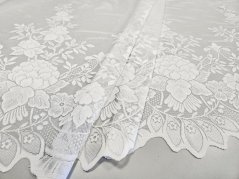 záclona pletená pivoňka N