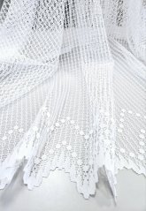 záclona pletená špičky hrubá