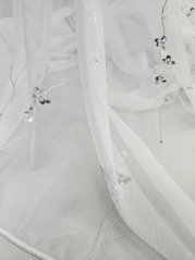 záclona tkaná vyšívka šedý kvíteček