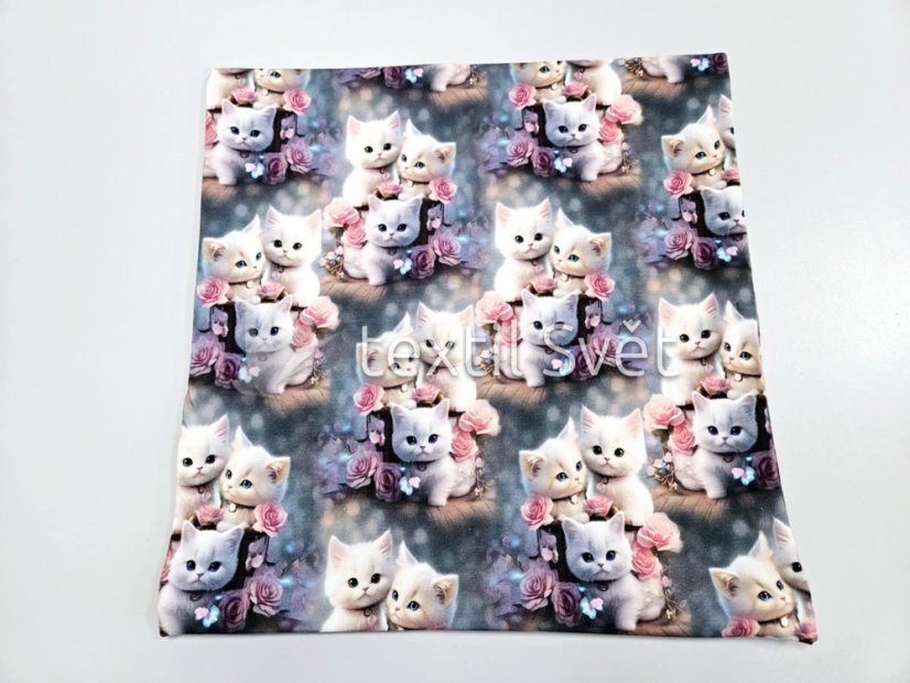 povlak na polštářek úplet 45x45 cm - povlak na polštářek úplet: kočičky fialková