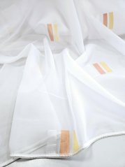 záclona s nádechem modré, vytkané obdélníčky 290 cm