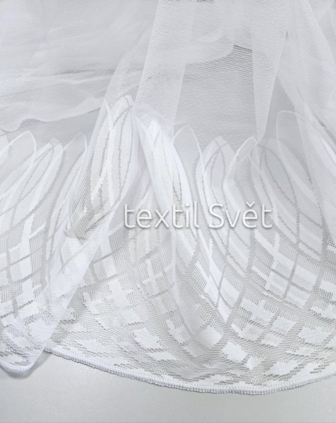 záclona pletená smyčky olůvko