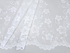 záclona pletená jemná kvítečka