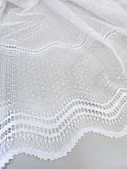 záclona pletená vlnky