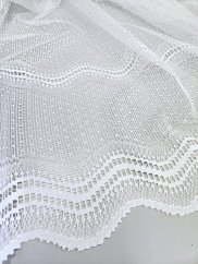 záclona pletená vlnky