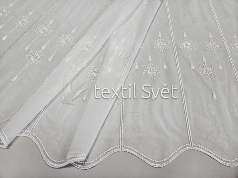 vánoční záclony - vánoční záclony: záclona tkaná vločky vyšívané 60 cm