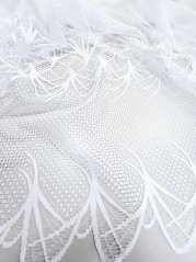 záclona pletená abstrakce-výrazná