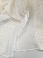 záclona tkaná béžová s vytkanými pruhy v. 300 cm