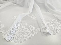 záclona pletená kytičky -sluníčka