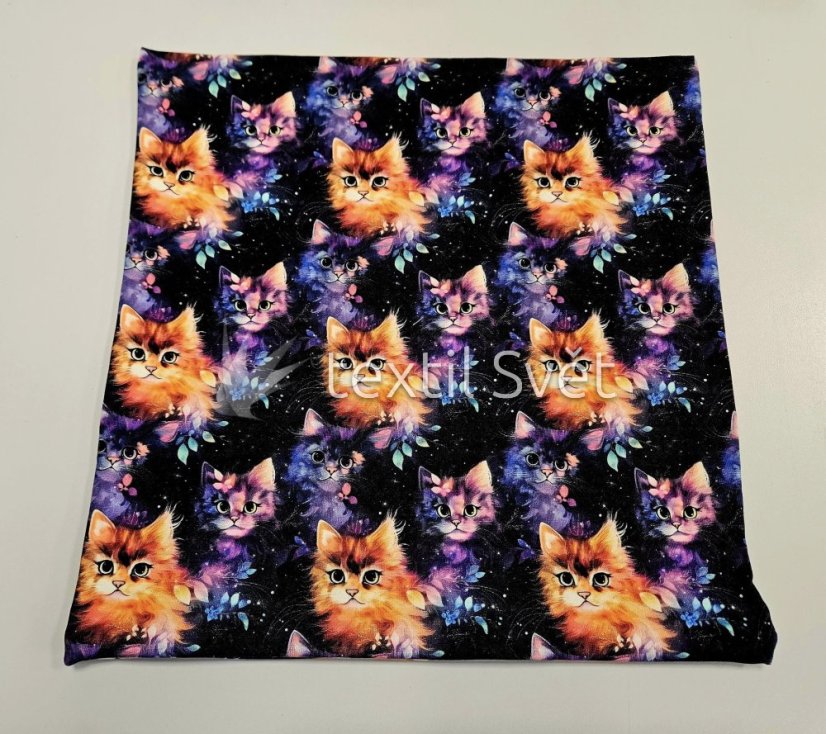 povlak na polštářek úplet 45x45 cm - povlak na polštářek úplet: kočičky na fialové 45x45cm