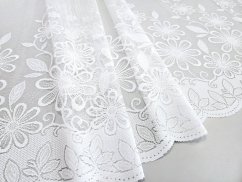 záclona pletená kytka pravidelná