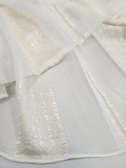 záclona tkaná béžová s vytkanými pruhy v. 300 cm