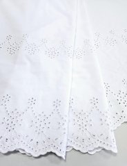 záclona tkaná s výšivkou madeira 60 cm